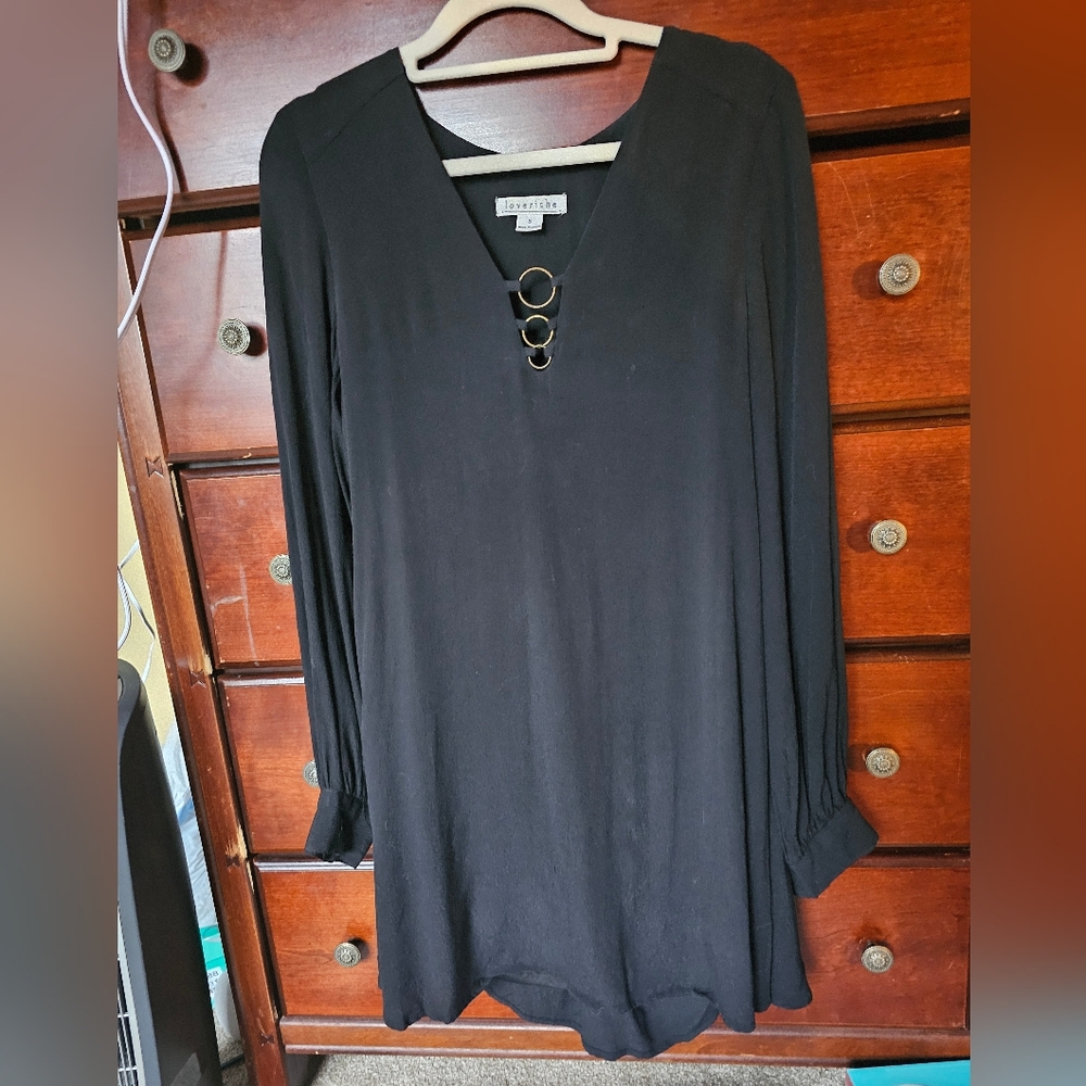 Black long sleeved dress